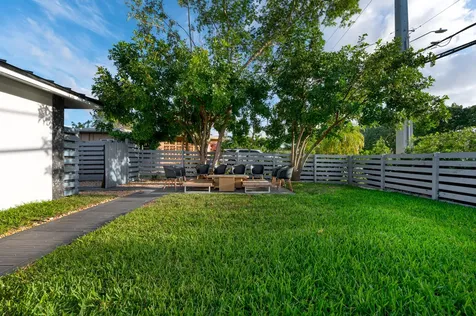 3470 NW 21st Avenue Oakland Park FL 33309