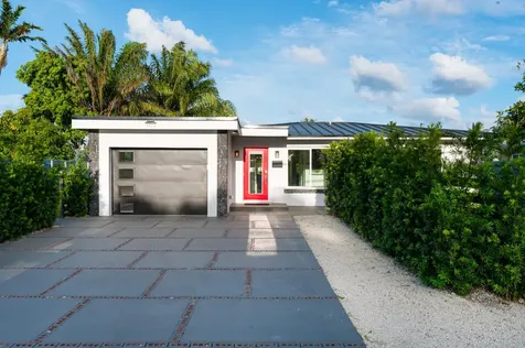 3470 NW 21st Avenue Oakland Park FL 33309