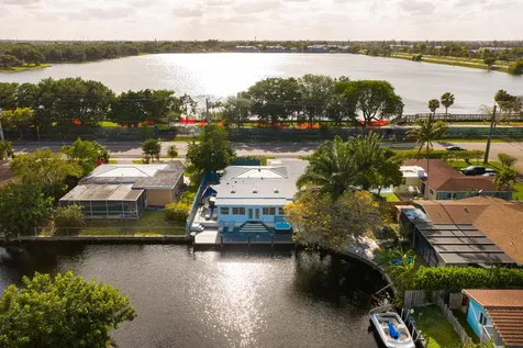 3470 NW 21st Avenue Oakland Park FL 33309