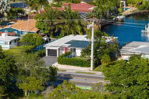 3470 NW 21st Avenue Oakland Park FL 33309