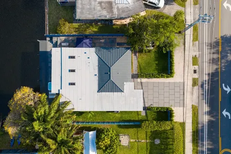 3470 NW 21st Avenue Oakland Park FL 33309