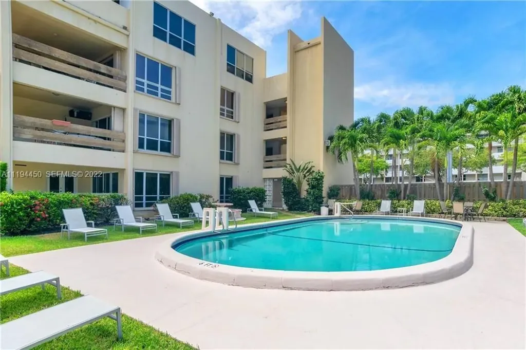 1700 SE 15th Street SE Fort Lauderdale FL 33316