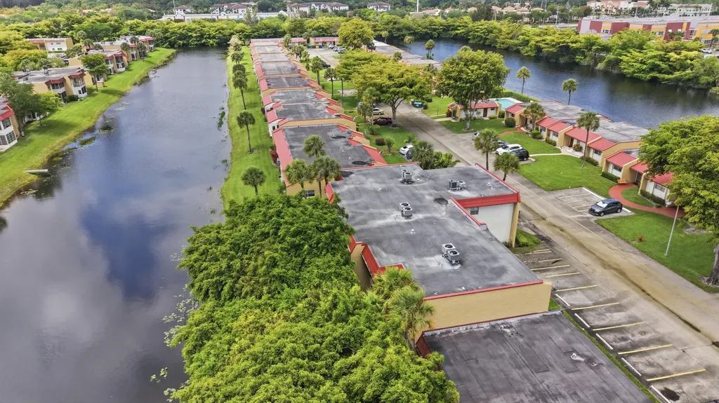 112 Lake Anne Drive West Palm Beach FL 33411