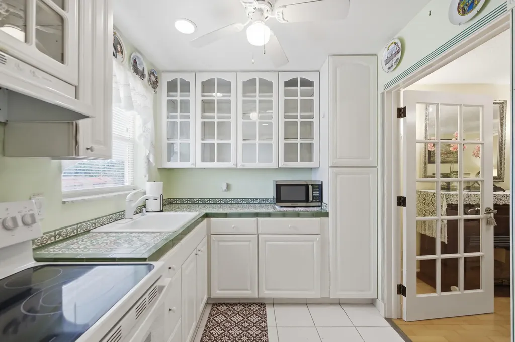 112 Lake Anne Drive West Palm Beach FL 33411