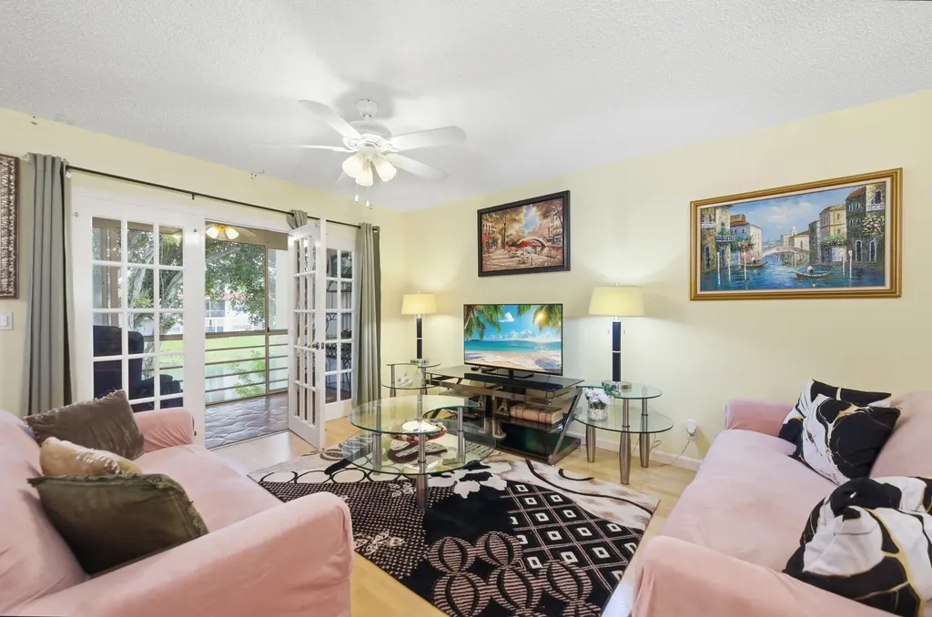 112 Lake Anne Drive West Palm Beach FL 33411