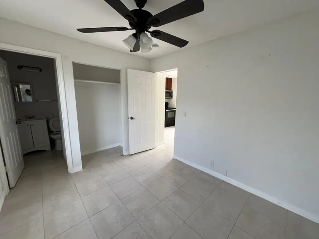 901 8th Street West Palm Beach FL 33401