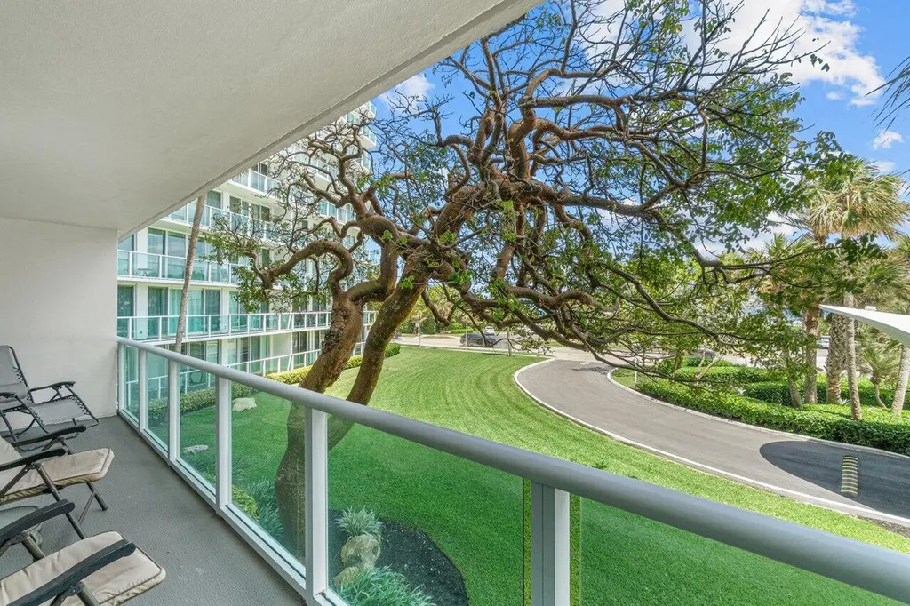 333 NE 21st Avenue Deerfield Beach FL 33441