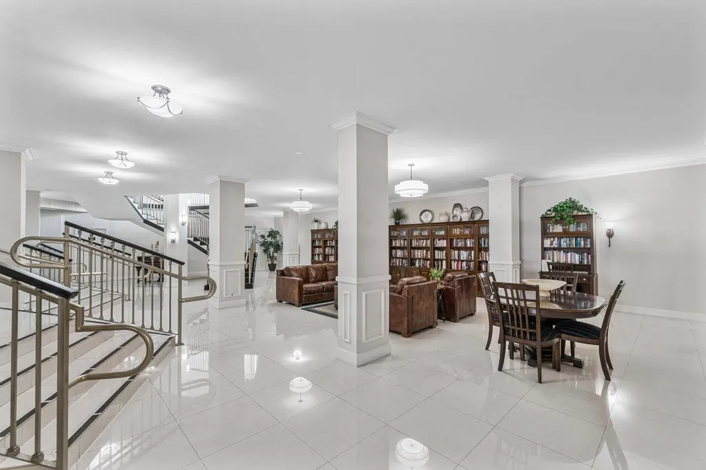 333 NE 21st Avenue Deerfield Beach FL 33441