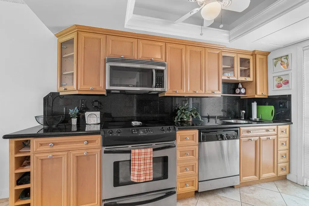 333 NE 21st Avenue Deerfield Beach FL 33441