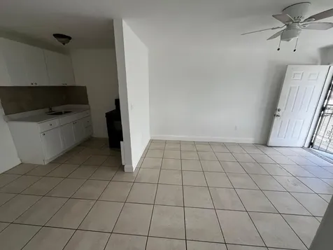 3015 NW 8th Avenue Miami FL 33127