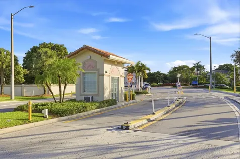 3135 Sunset Circle Margate FL 33063