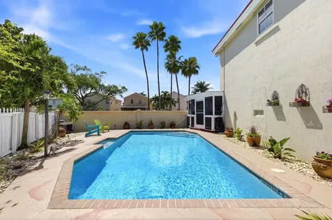 3135 Sunset Circle Margate FL 33063