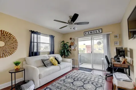 661 Flanders N Delray Beach FL 33484