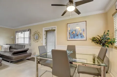661 Flanders N Delray Beach FL 33484