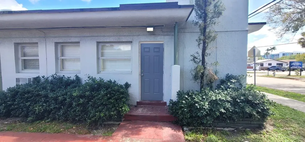 403 N 19th Avenue Hollywood FL 33020