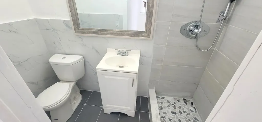 403 N 19th Avenue Hollywood FL 33020