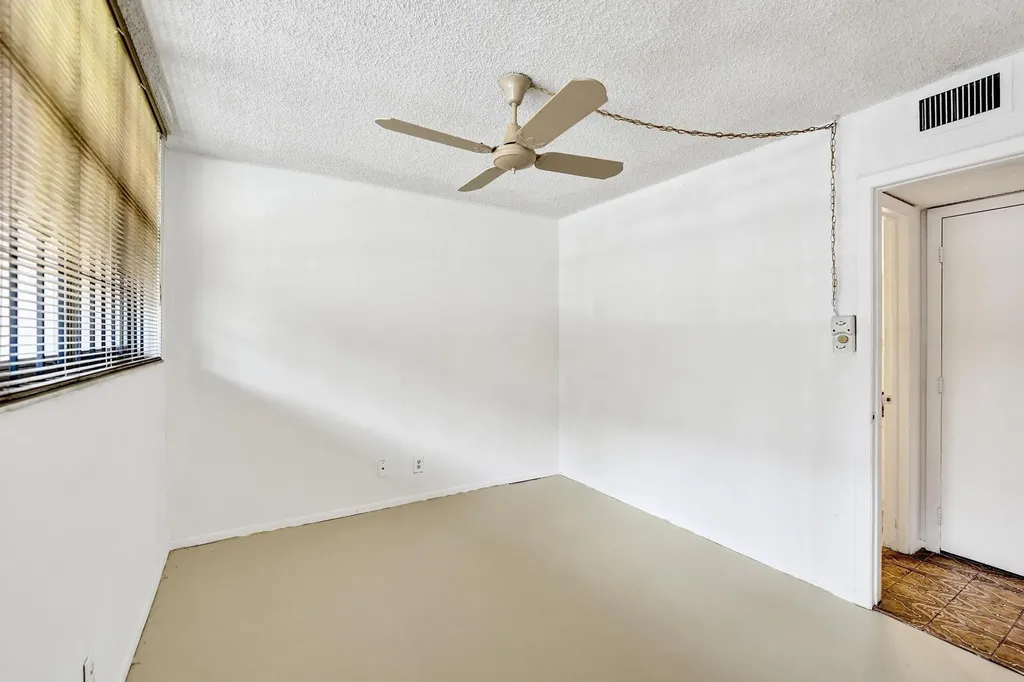 1811 Sabal Palm Drive Davie FL 33324