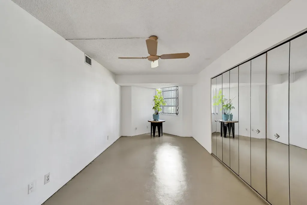 1811 Sabal Palm Drive Davie FL 33324