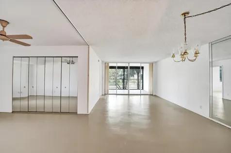 1811 Sabal Palm Drive Davie FL 33324