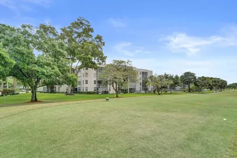 1811 Sabal Palm Drive Davie FL 33324