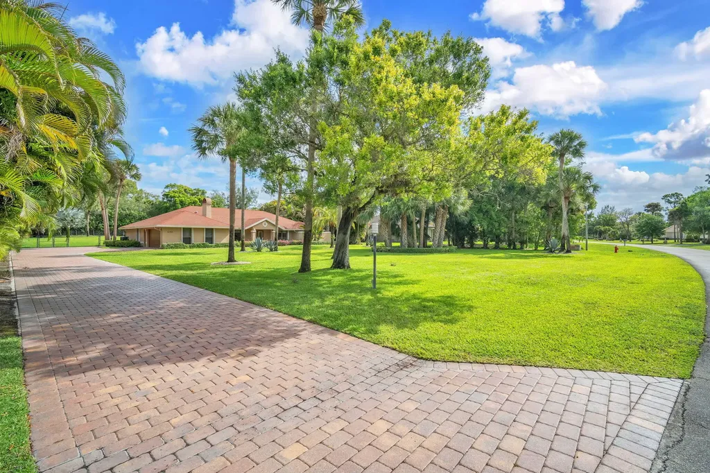 13759 Doubletree Trail Wellington FL 33414