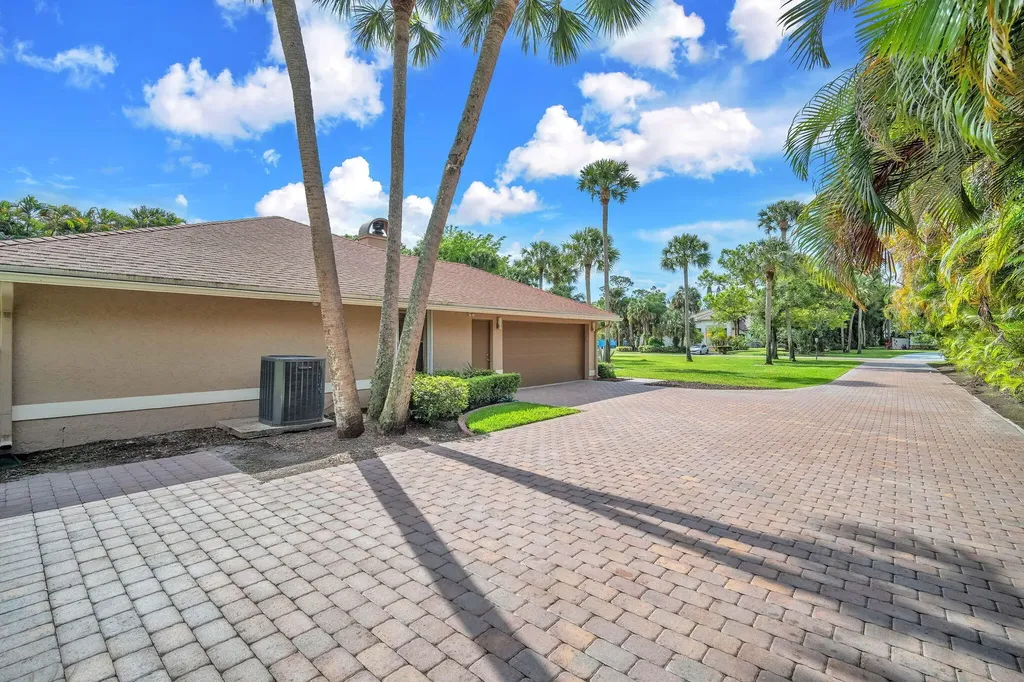 13759 Doubletree Trail Wellington FL 33414