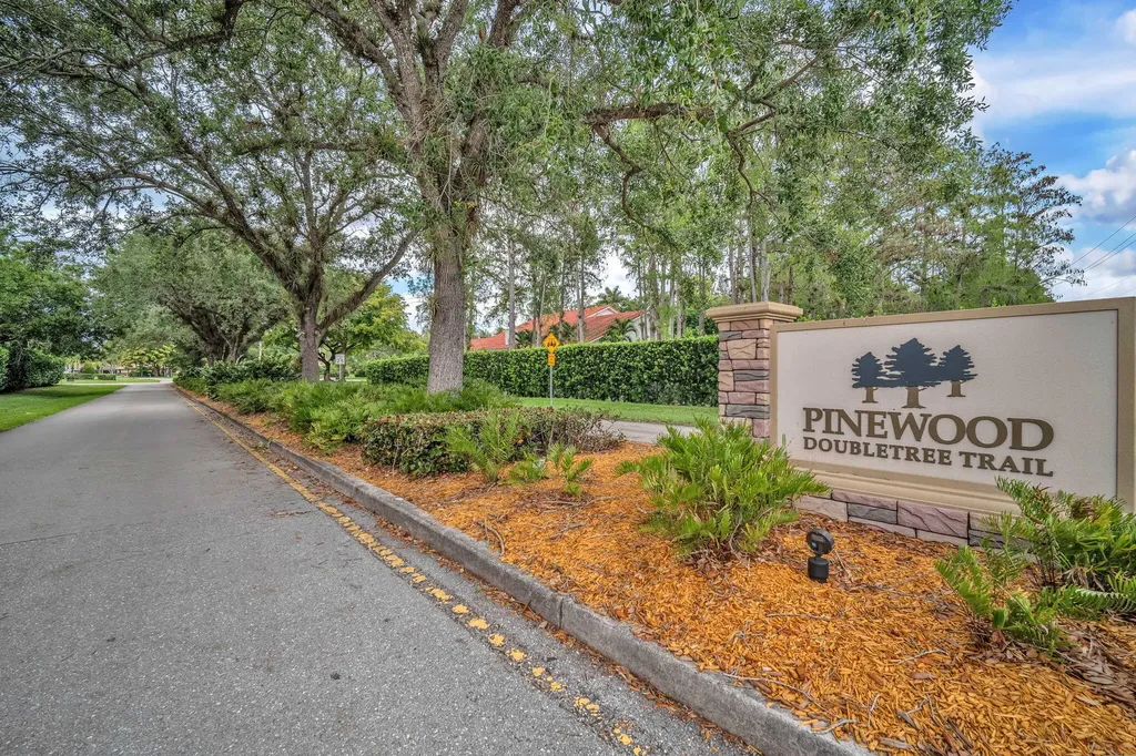 13759 Doubletree Trail Wellington FL 33414