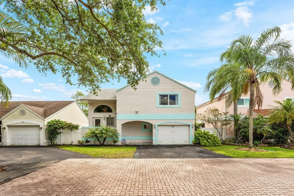 331 NW 101st Terrace Pembroke Pines FL 33026