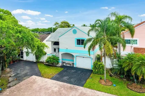 331 NW 101st Terrace Pembroke Pines FL 33026