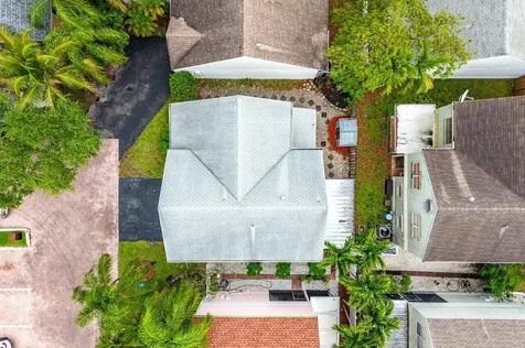 331 NW 101st Terrace Pembroke Pines FL 33026