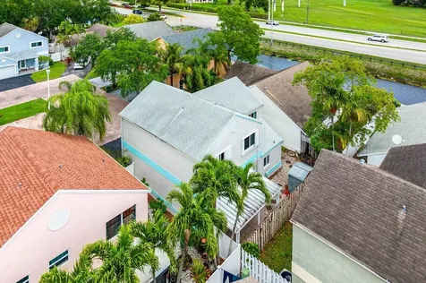 331 NW 101st Terrace Pembroke Pines FL 33026
