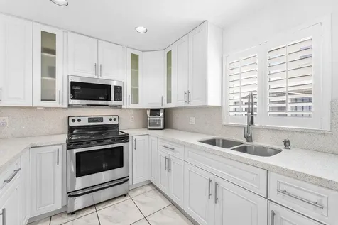331 NW 101st Terrace Pembroke Pines FL 33026