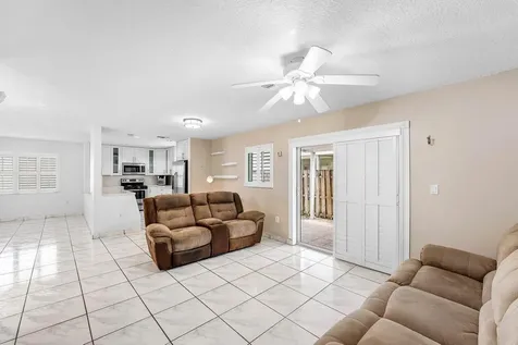 331 NW 101st Terrace Pembroke Pines FL 33026