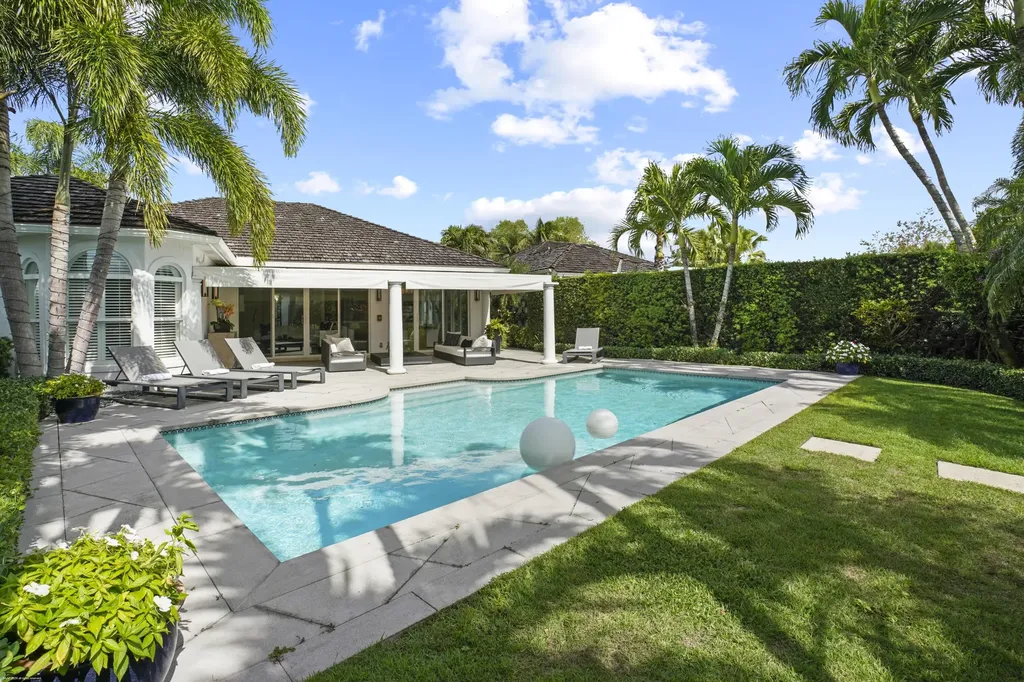 2479 Muir Circle Wellington FL 33414
