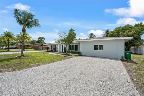 1612 Sherwood Avenue Mangonia Park FL 33407