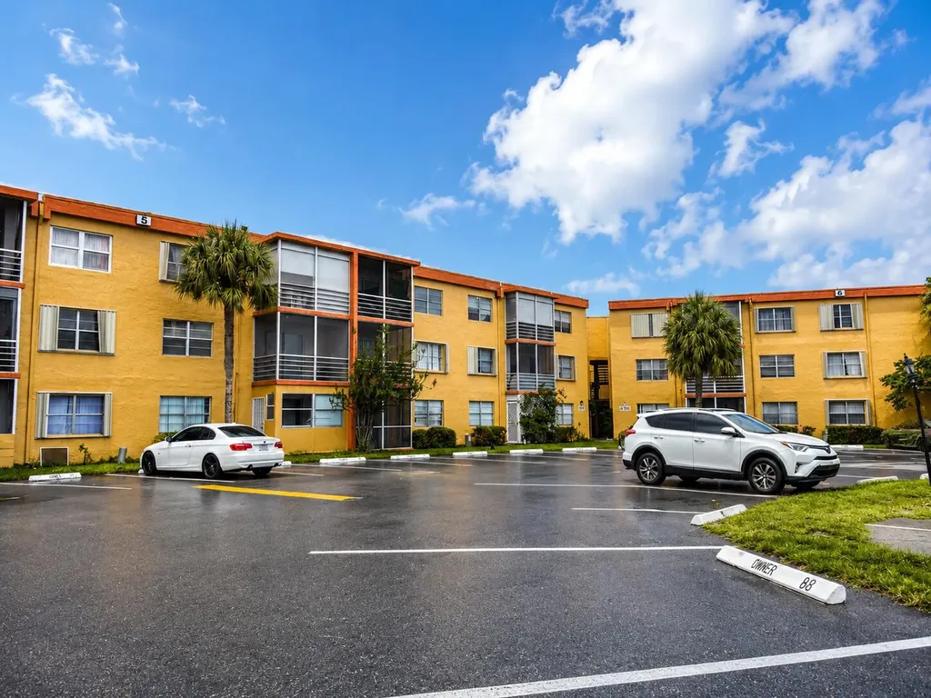 4314 NW 9th Avenue Deerfield Beach FL 33064