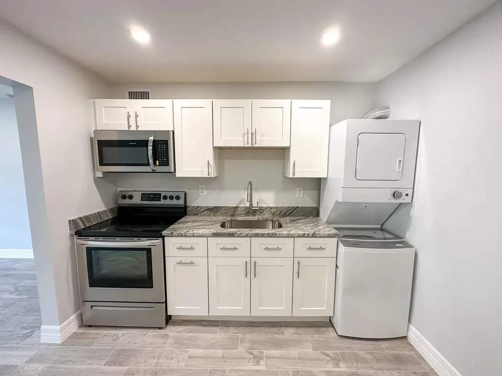 1319 Douglass Avenue West Palm Beach FL 33401