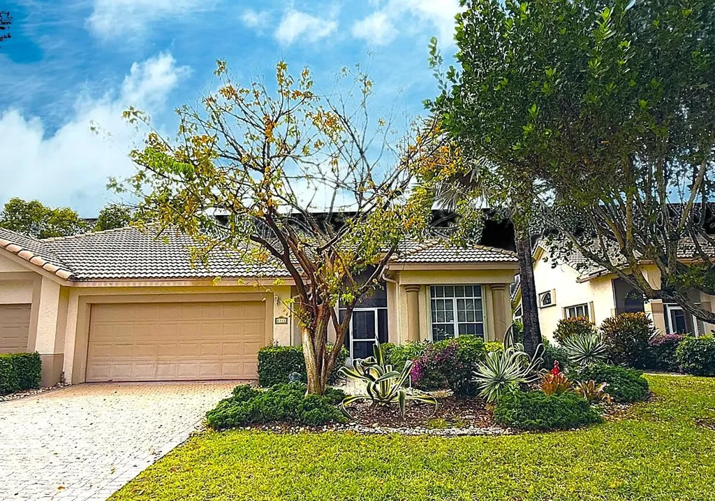 8940 Shoal Creek Lane Boynton Beach FL 33472