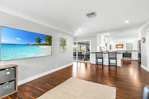 2471 NE 46th Street Lighthouse Point FL 33064