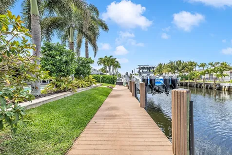 2471 NE 46th Street Lighthouse Point FL 33064