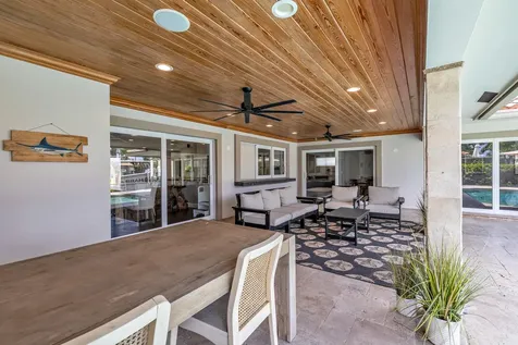 2471 NE 46th Street Lighthouse Point FL 33064