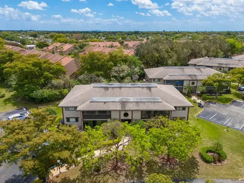 9344 S Belfort Circle Tamarac FL 33321