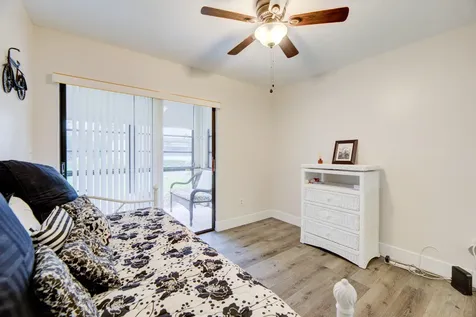 9344 S Belfort Circle Tamarac FL 33321