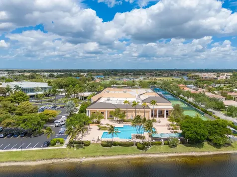 9344 S Belfort Circle Tamarac FL 33321