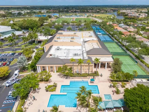 9344 S Belfort Circle Tamarac FL 33321