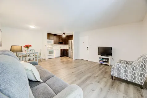 9344 S Belfort Circle Tamarac FL 33321