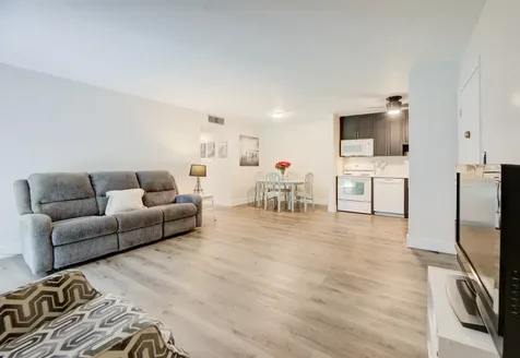 9344 S Belfort Circle Tamarac FL 33321