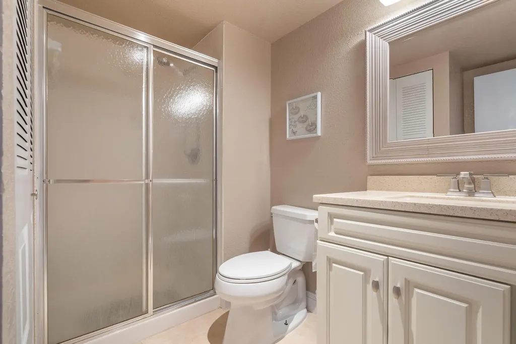 21218 Lago Circle Boca Raton FL 33433