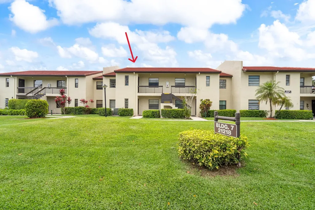 21218 Lago Circle Boca Raton FL 33433