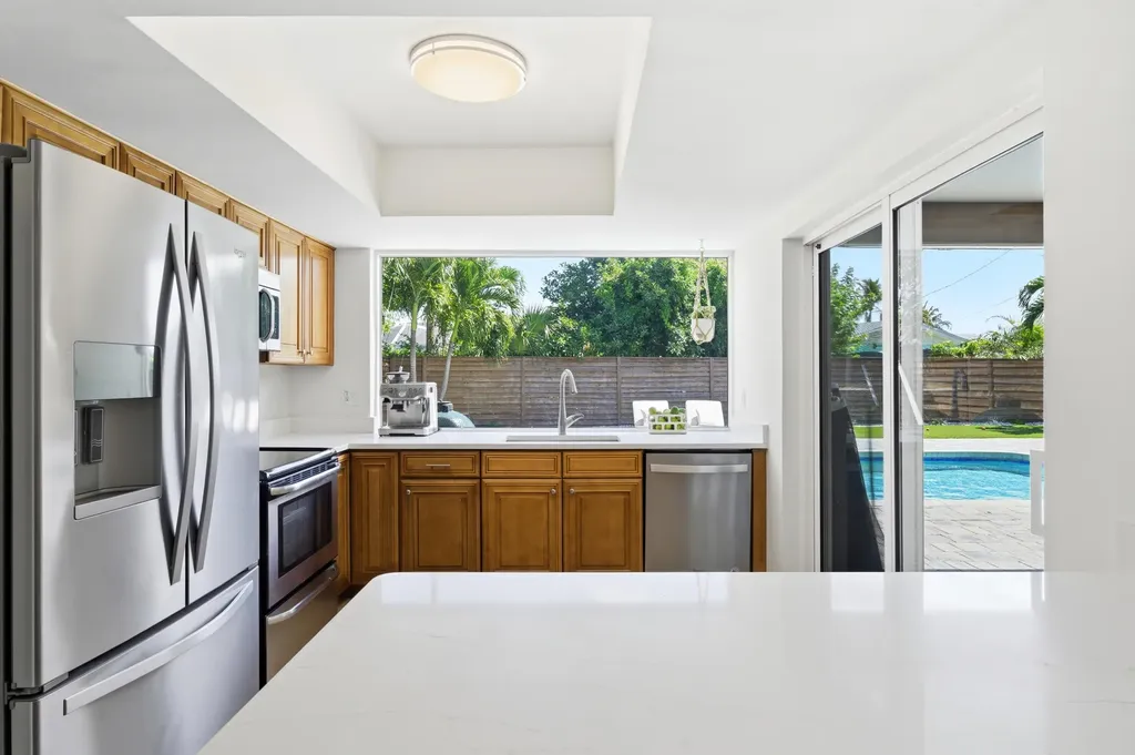 9744 Dahlia Avenue Palm Beach Gardens FL 33410